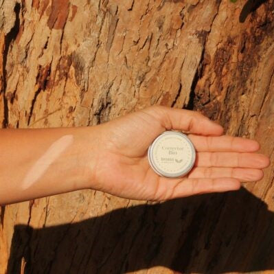 corrector ojeras sustentable