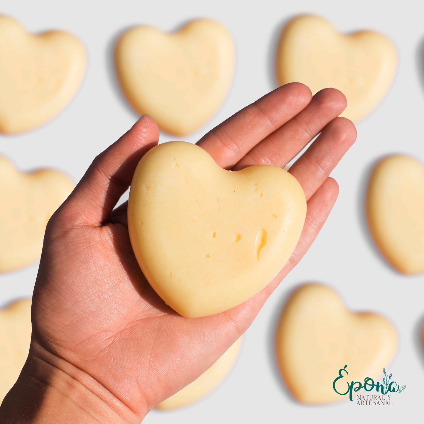 Acondicionador sólido de karité.